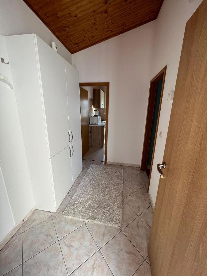 Apartments Toni Podstrana Exterior photo